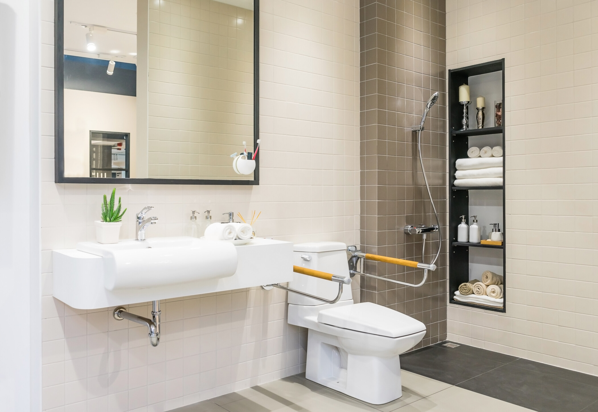 Barrierefreies Badezimmer für Senioren